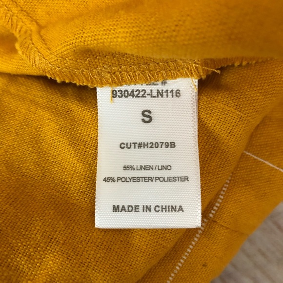 Have yellow blazer - Picture 4 of 5